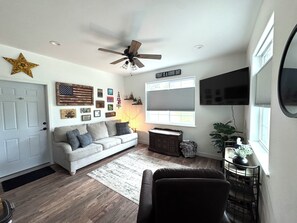 Smart TV, books