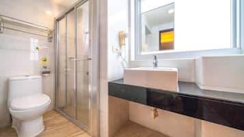 Classic Tek Büyük Yataklı Oda | Banyo