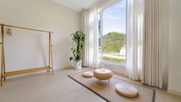 Superior Studio Suite, Hill View | View from room