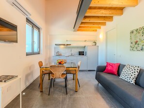 TV - Camping Turisport by Interhome (Dervio)