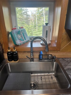 Interior - Charming 4-bedroom house with WiFi, fitness room in delightful Delta Junction (Delta Junction)