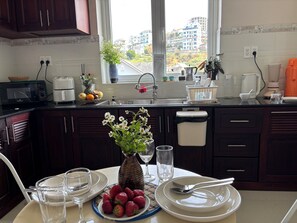 Fridge, microwave, oven, stovetop - Spacious 7BR villa in Da Lat • max 16 Guests• peaceful Hills View. (Dalat)