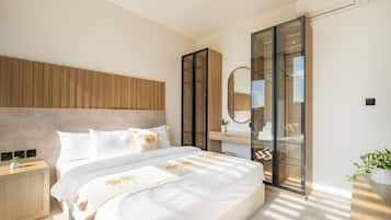 3 bedrooms, desk, iron/ironing board, free WiFi