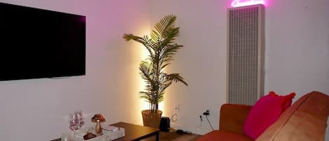 Smart-TV og stereoanlegg