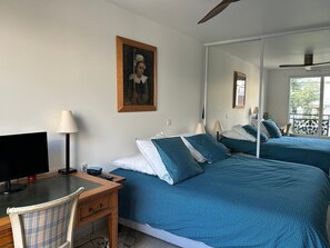 1 makuuhuone, työpöytä, silitysrauta/-lauta, internet