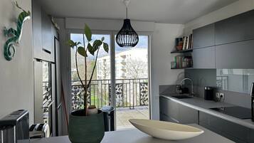 KylskÄp, mikrovÄgsugn, ugn och diskmaskin