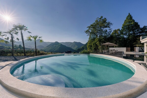 Seasonal outdoor pool