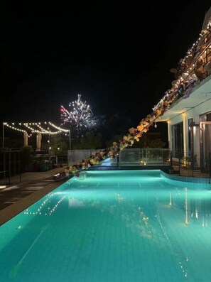 Outdoor pool - Qu She Boutique Hotel (Harbin)