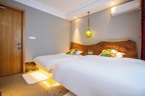 Family Triple Room | Blackout drapes, soundproofing, free WiFi, wheelchair access - Qu She Boutique Hotel (Harbin)