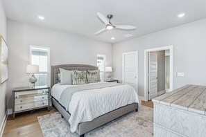 5 bedrooms, iron/ironing board, free WiFi, bed sheets