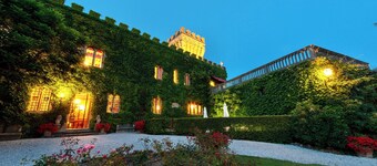 CASTELLO LEOPOLDO - Twelve Bedroom Villa, Sleeps 28