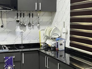 Economy-Apartment, Balkon, Stadtblick | Eigene Küche