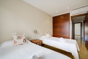 2 bedrooms, free WiFi, bed sheets