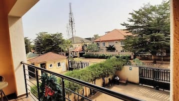 Standard-Apartment, Balkon, Stadtblick | Balkon