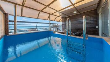 Chambre de base, 1 chambre (Room 205 (Ocean View/Pool Villa)) | Extérieur