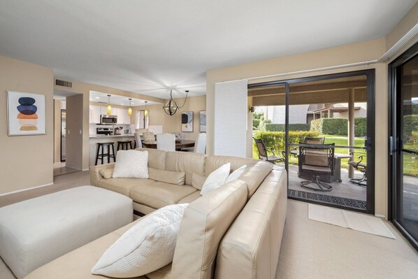 TV - Iconic Shadow Mountain Resort | Tennis | Celebrity playground with stunning views & prime location! (Palm Desert)