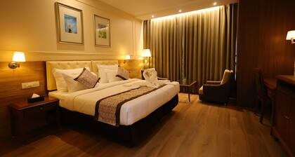Hotel Aashray Inn