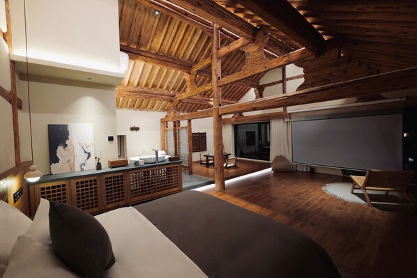 Signature Double Room | Free WiFi, bed sheets - Leisure Courtyard Seascape Designer Homestay (Erhai Ecological Corridor Branch) (Dali)