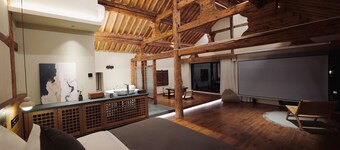 Leisure Courtyard Seascape Designer Hotel-Free one-way airport transport for check in three consecutive nights