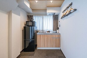 Deluxe Twin Room, 2 Double Beds, Non Smoking | Private kitchen - Apartment hotel 11 Yasaka (Kyoto)