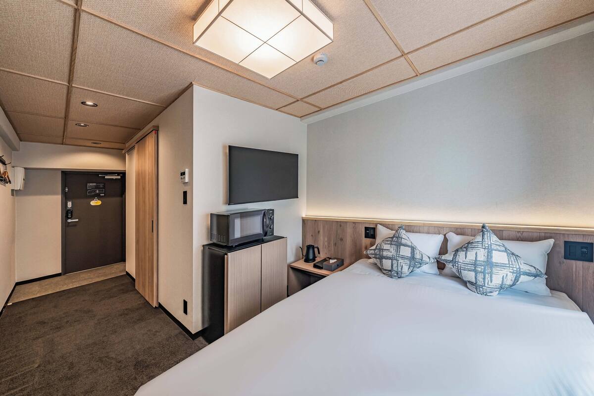 Doppelzimmer, 1 Doppelbett, Nichtraucher | Verdunkelungsvorhänge, kostenloses WLAN