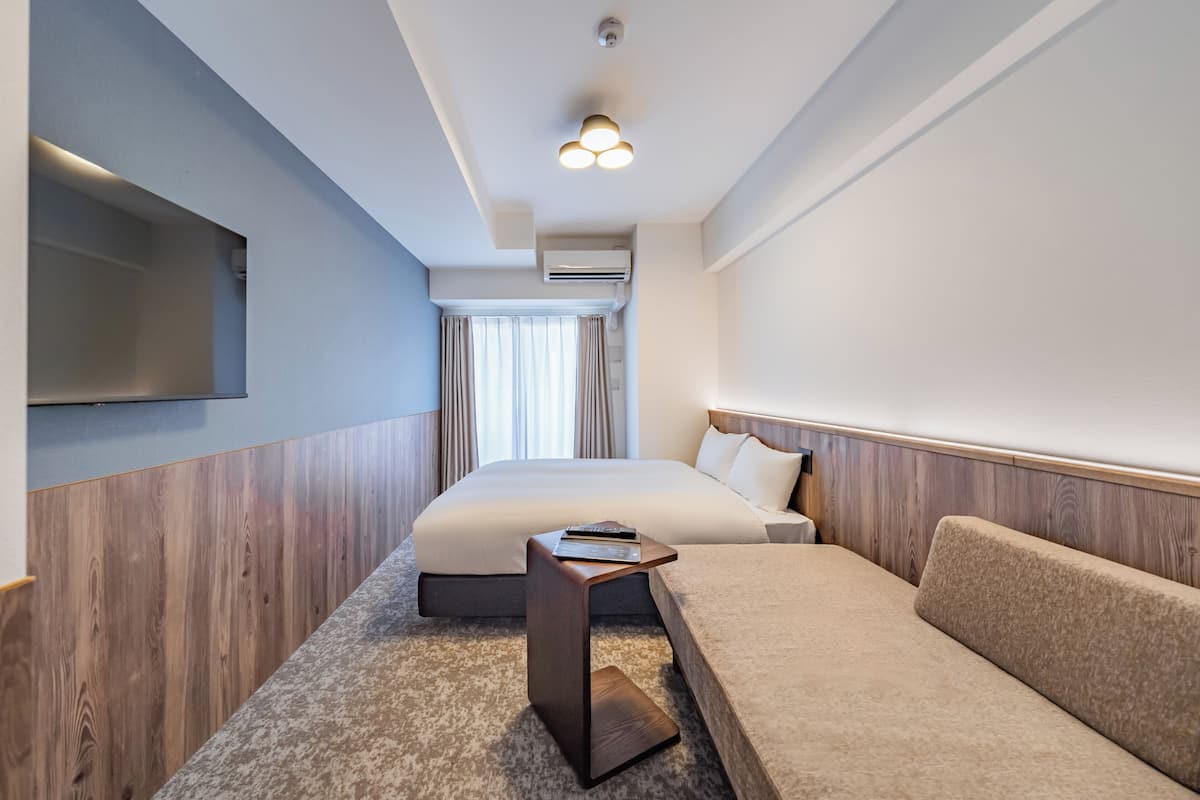 Superior Double Room, 1 Double Bed with Sofa bed, Non Smoking, Balcony | Free WiFi