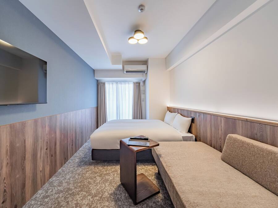 Superior Double Room, 1 Double Bed with Sofa bed, Non Smoking, Balcony