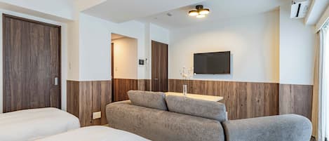 Familie suite, balkon, uitzicht op stad | Gratis wifi