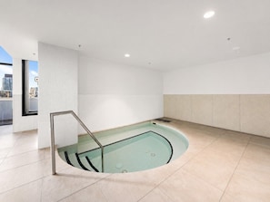 Piscine couverte, piscine chauffée