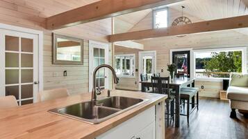 House | 3 bedrooms, Internet