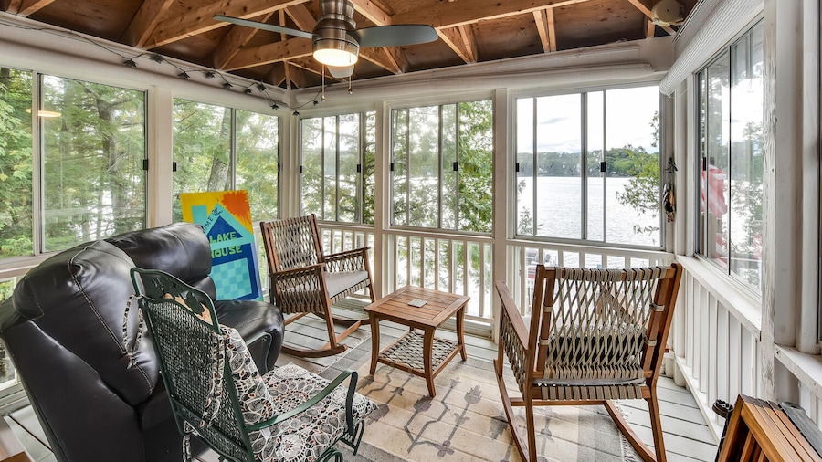 Gables End Cottage in Belgrade