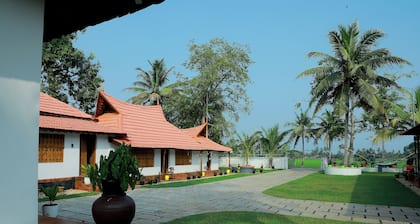 3-bedroom resort in phenomenal Kuttanad Taluk with WiFi, AC