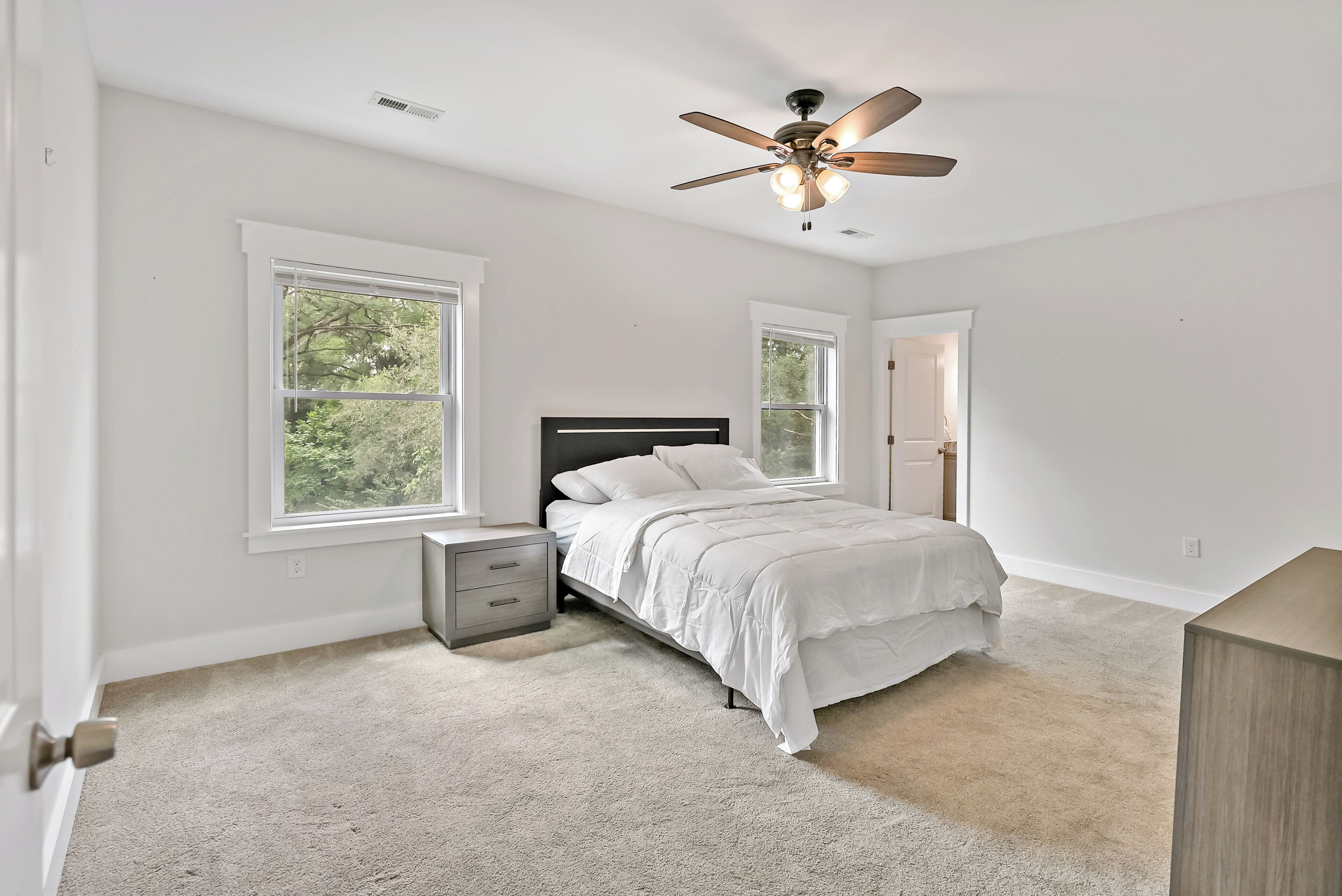 5 chambres, draps fournis