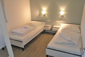 2 chambres, lit de bébé portatif, accès au Wi-Fi (inclus)