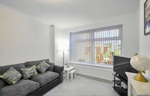 3 bedrooms - Host Stay Sea Haven (Redcar)