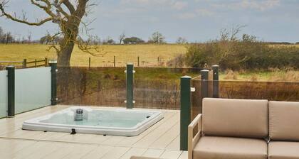 Host Stay Alder Spa Lodge
