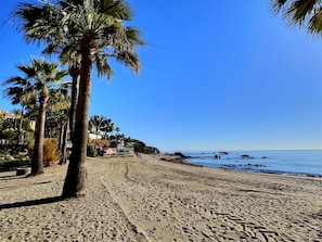 Beach - Spacious 4-Bedroom Escape in Viñas del Golf, Casares. Your Perfect Getaway! (Casares)