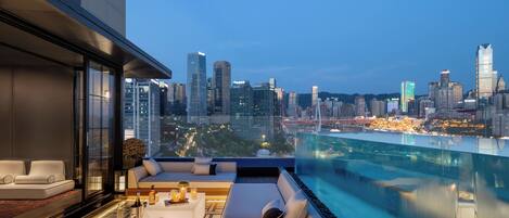 Premier Suite, Hill View