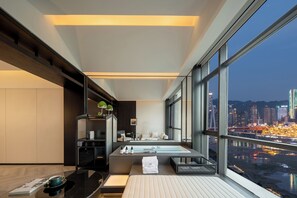 Deluxe Double Room, River View - INDITION Chongqing Jiangbeizui Financial (Chongqing)