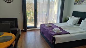 En 55-tommers LED-TV med kabel-kanaler