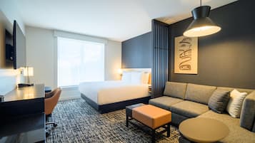 Suite, 1 chambre (High Floor) | Coffres-forts dans les chambres, bureau