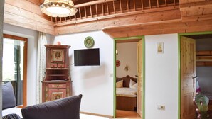 Living room - Apartment in Schonau am Konigsee in Top Location (Schoenau am Koenigssee)