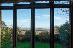 Interior - Cabbage Patch - sleeps 2 guests  in 1 bedroom (Rhoscolyn)