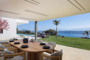 Outdoor dining - Retreat to Ethereal Luxury and Wellness: by etouri (Chania)