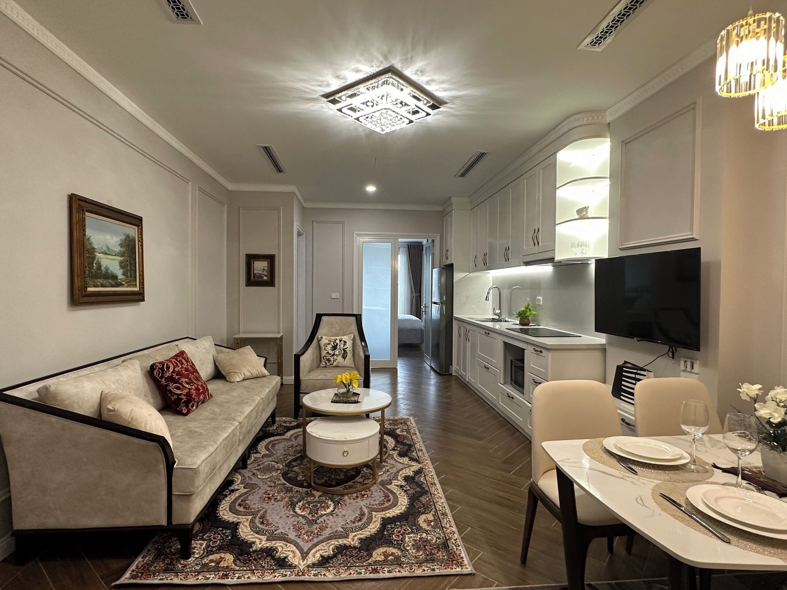 高级公寓, 2 间卧室, 城市景观 | 2 多间卧室、办公桌、笔记本电脑工作区、隔音