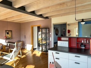 Interior - Apartment 'Waldmeisterzimmer' with Mountain View, Private Terrace and Wi-Fi (St. Peter)