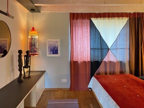 1 quarto, Wi-Fi de cortesia, roupa de cama