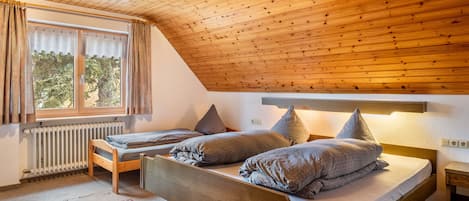 3 chambres, Wi-Fi gratuit, draps fournis