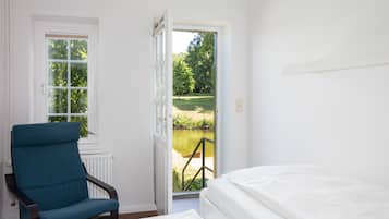 2 slaapkamers, een strijkplank/strijkijzer, gratis wifi, beddengoed