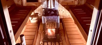 Holiday Home 'Jachthuus' in Nature, Fully Equipped, Exclusive, Large Garden, Sauna